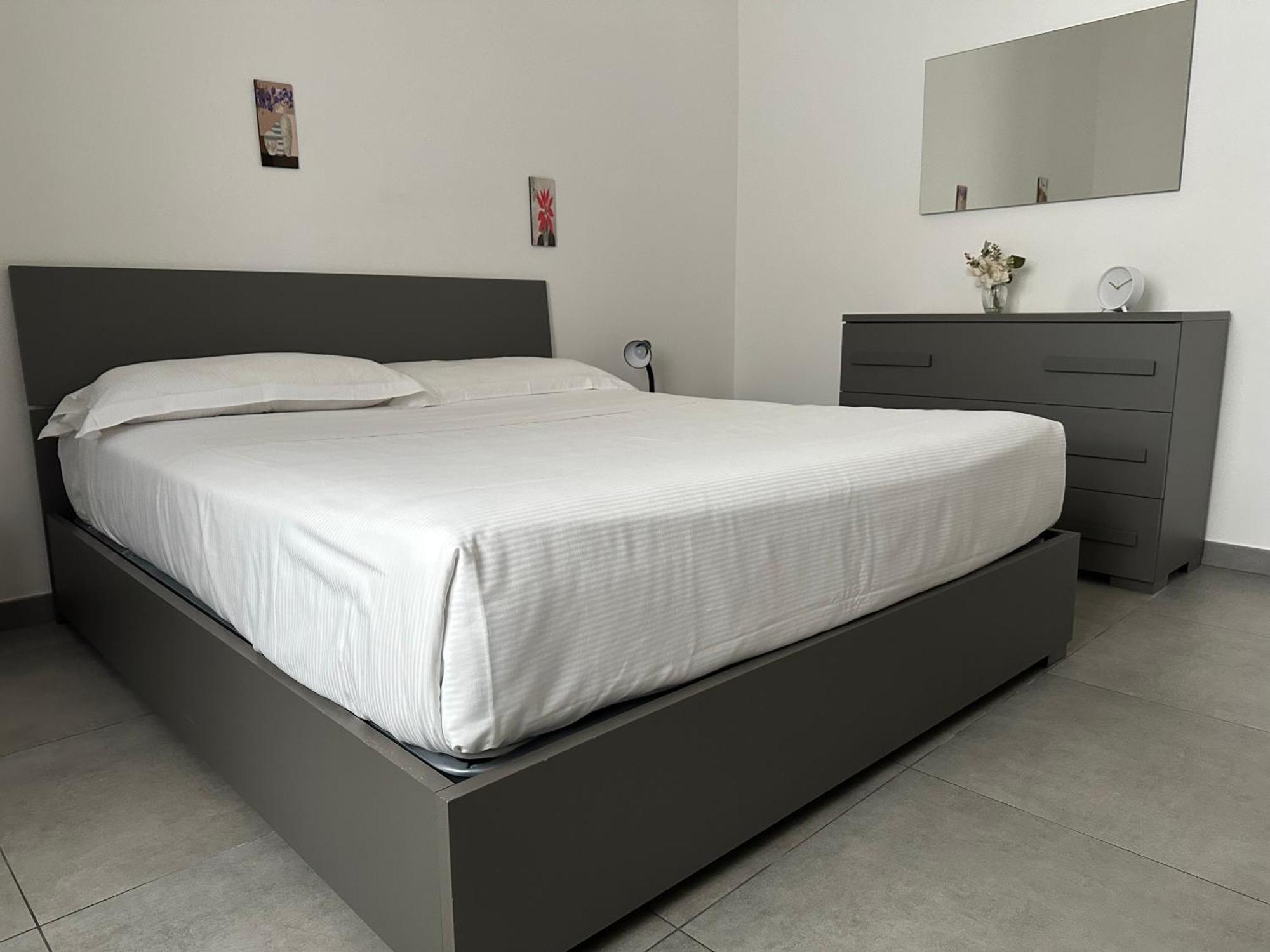 Toi Apartments Бриндизи Номер фото